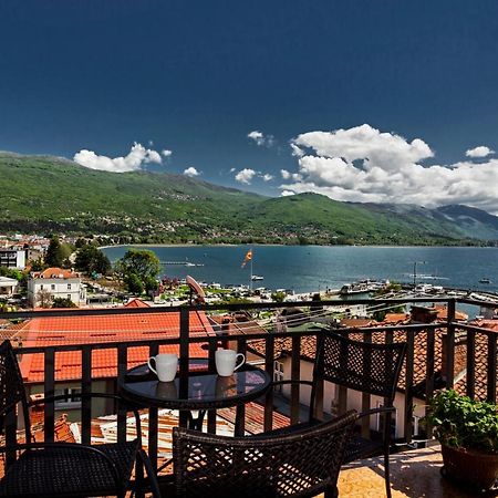Ines Apartments Охрид Экстерьер фото