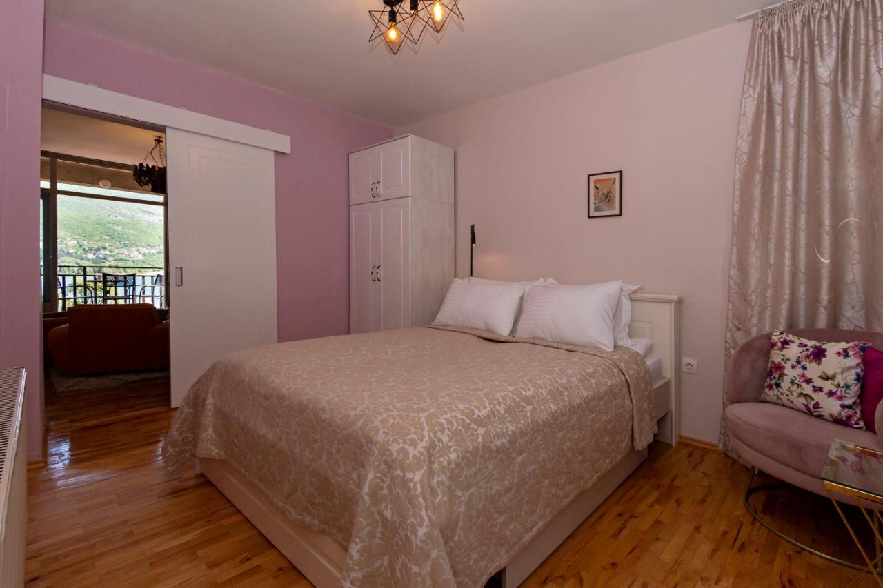 Ines Apartments Охрид Экстерьер фото