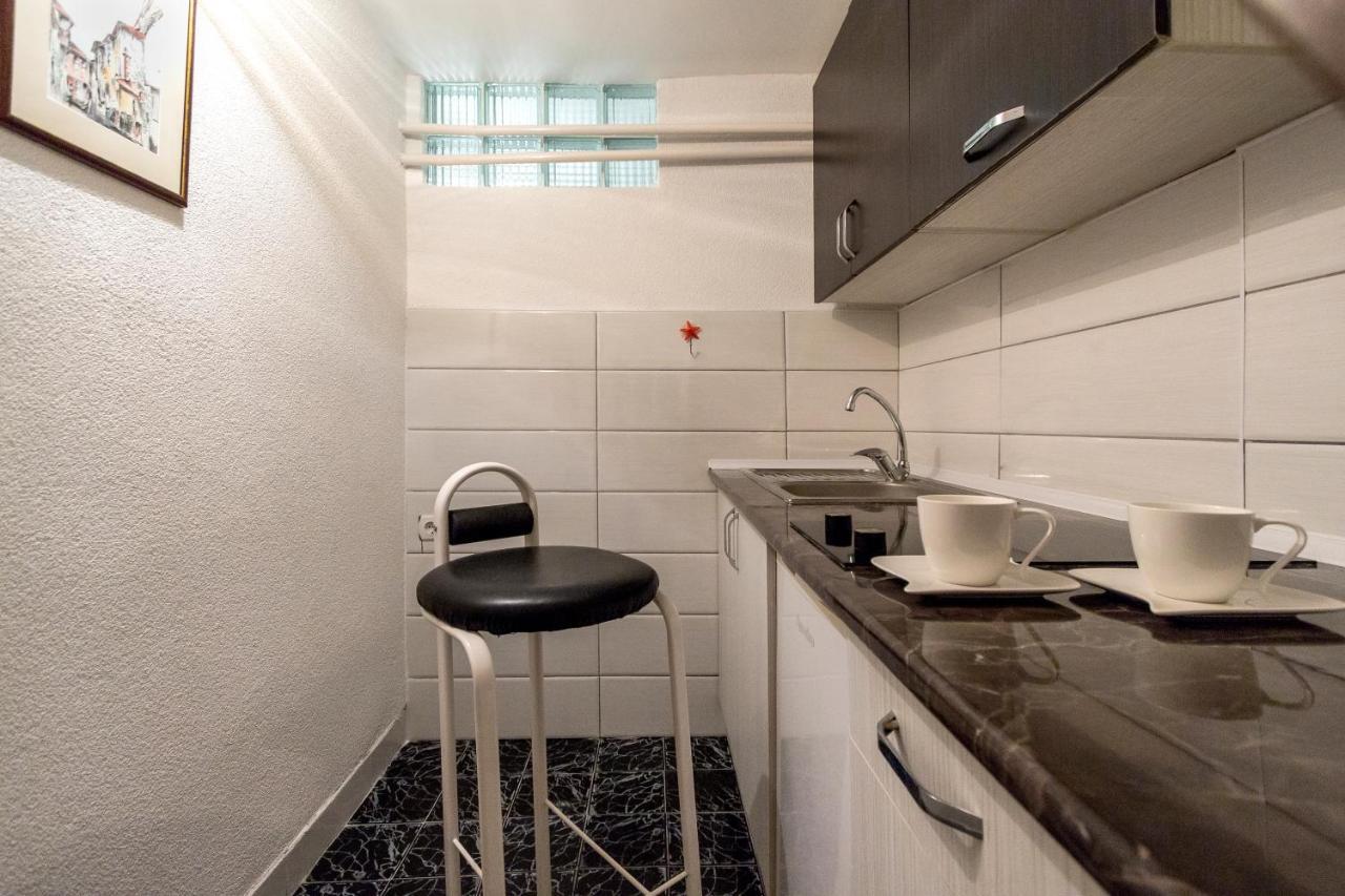 Ines Apartments Охрид Экстерьер фото